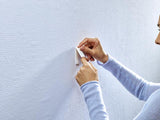 tesa® Adhesive Nail for Wallpaper & Plaster 0.5 kg | Application